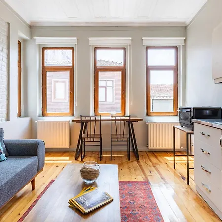 Pin Exclusive 1 Bd Taksim B3 *